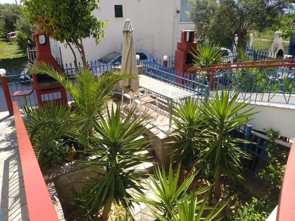 Blue Moon Apartments Nea Michaniona Extérieur photo