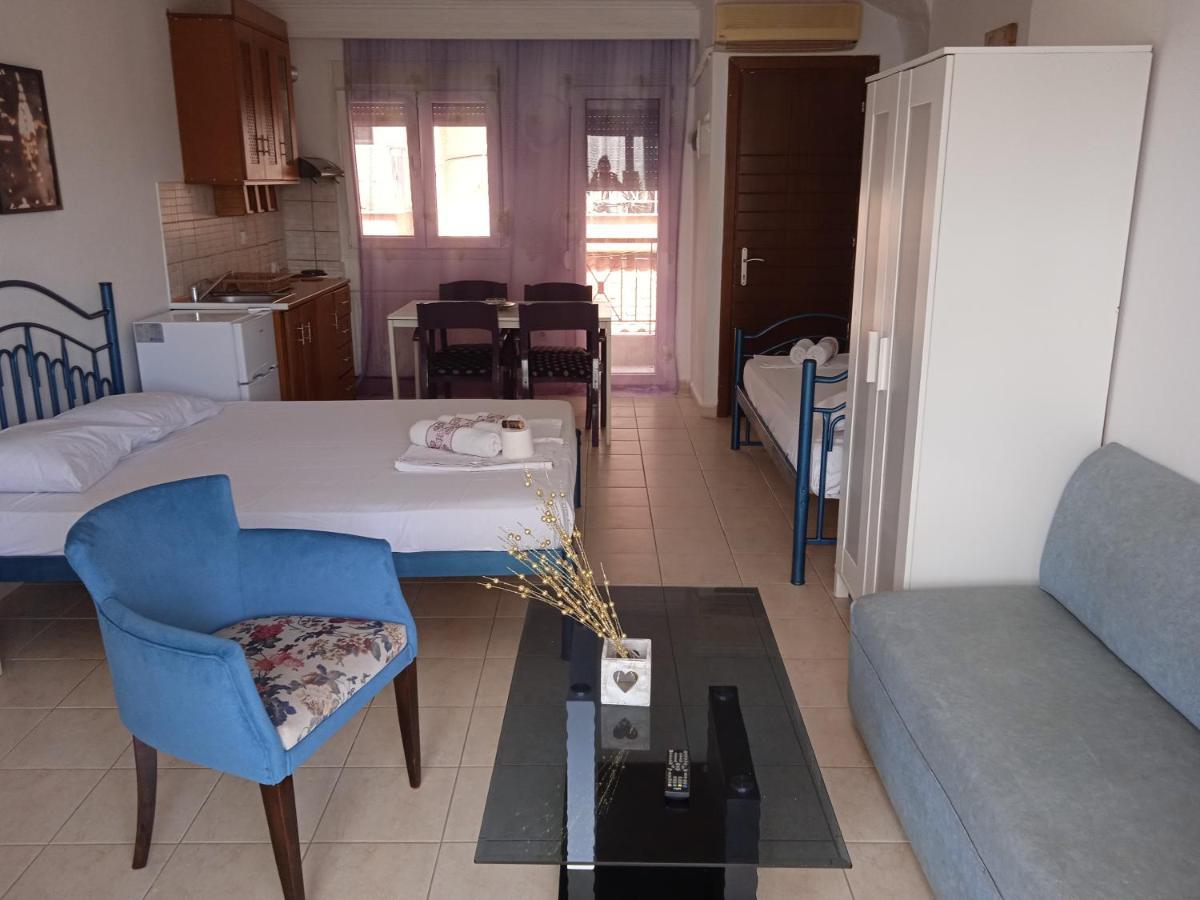 Blue Moon Apartments Nea Michaniona Extérieur photo